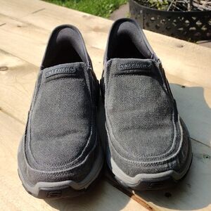 Skechers Slip-ins With Air-cooled Memory Foam Extra Wide Gogamat Arch Size 11.5